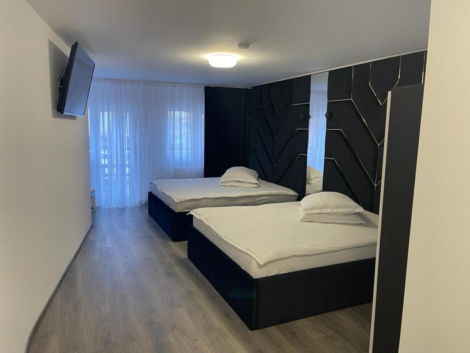 Camere De Inchiriat La Tuguiata Busteni Ngoại thất bức ảnh
